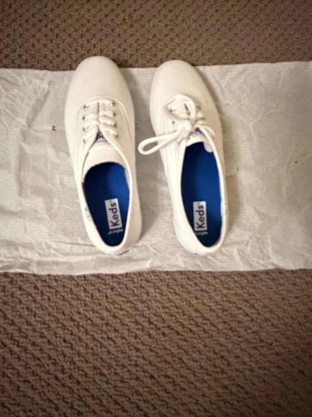 Keds White Canvas Low-Top Sneakers 6.5 wide - Picture 4 of 6